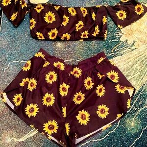 Two piece 🌻 outfit